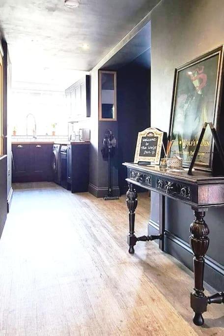 The Wolf's Den * Patrington